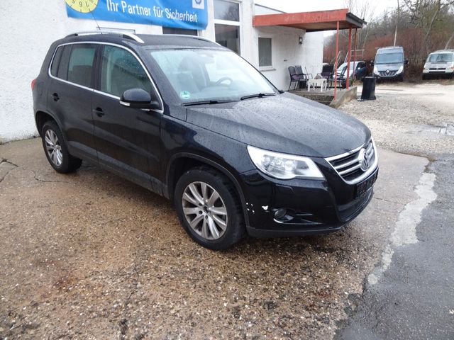 Fahrzeugabbildung Volkswagen Tiguan Sport & Style 4Motion/AHK/2.Hd/Xenon/DSG
