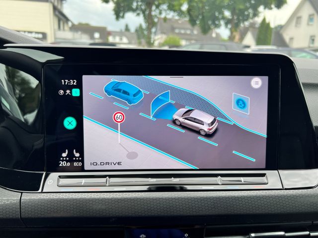 Golf VIII GTE 1.4 TSI DSG LED Navi 18 Zoll