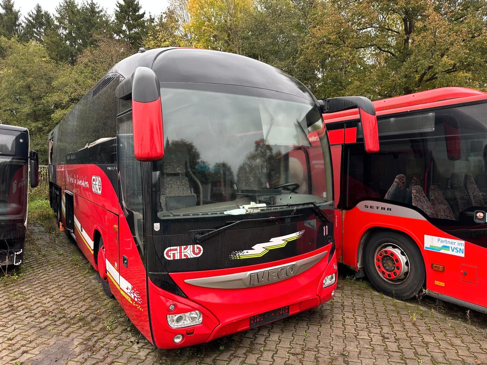 Iveco Magelys - Brandschaden - Tourismo -