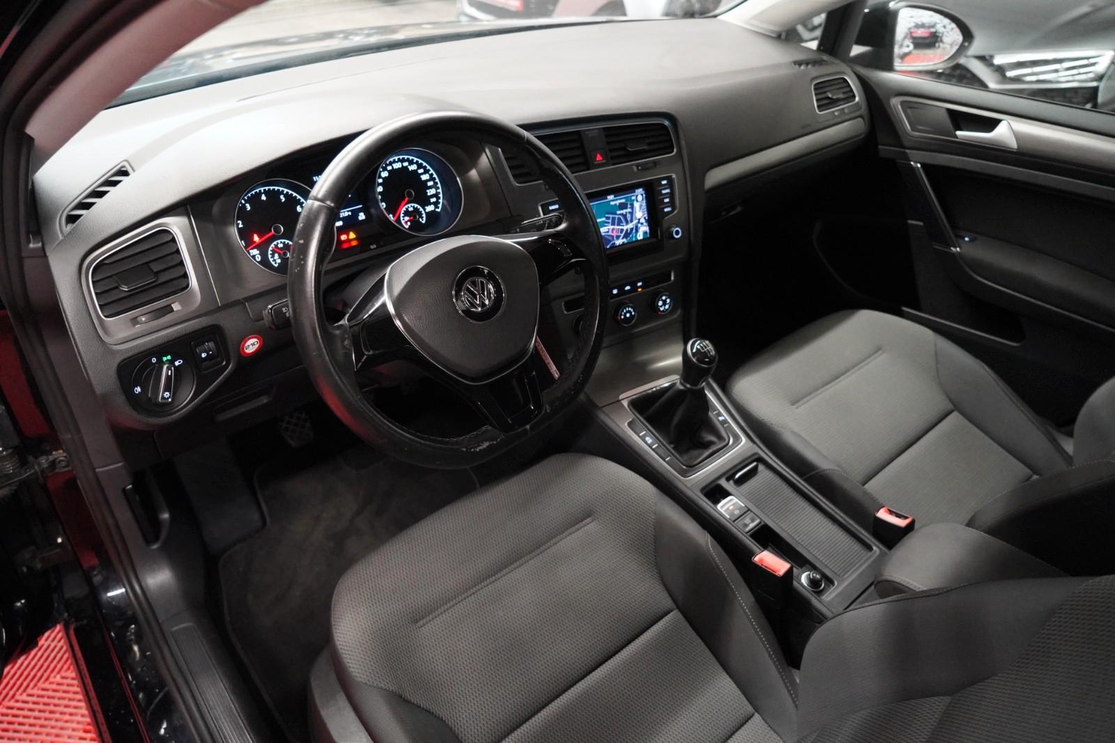 Volkswagen Golf 7 1.4 TSI Lim. Comfortline  6Gang*Klima*