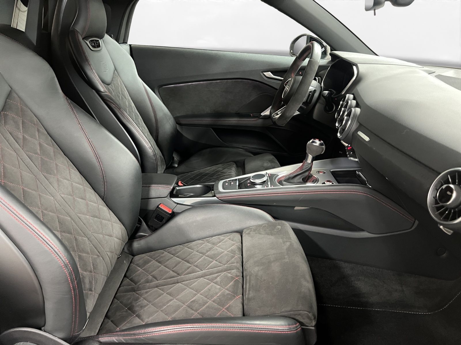Audi TT - Bild 16