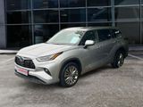 Toyota Highlander 2.5 Hybrid Executive - Toyota Highlander: Geländewagen