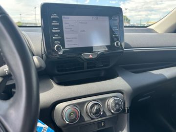Toyota Yaris - 10
