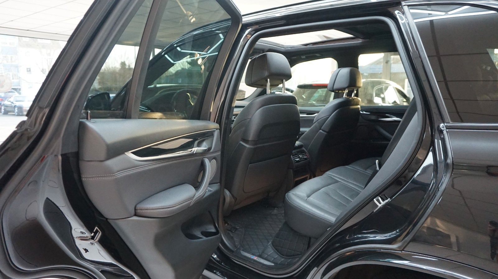 Fahrzeugabbildung BMW X5 xDrive 40 d