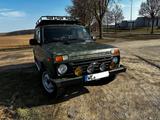 Lada Niva 2131 4x4 Langversion, Jagd- & Offroad-Umbau - Lada Niva L