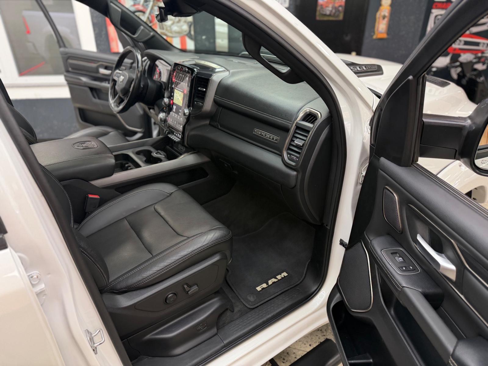 Dodge Ram 5.7 HEMI 4X4 Sport / Pano / ACC / 360° / 12", миниатюра 21