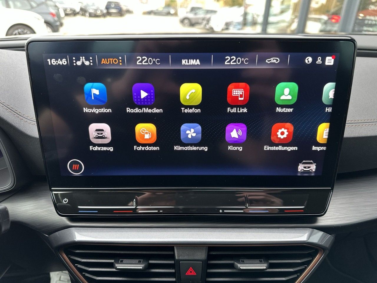 Fahrzeugabbildung CUPRA Formentor VZ Tribe Edition 2.0 TSI 4Drive DSG - mit KI generiert/bearbeitet
