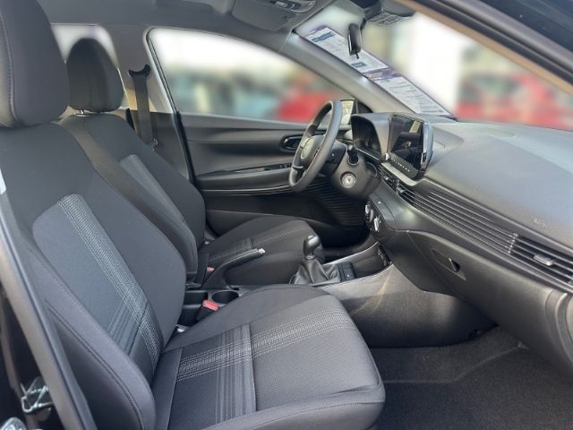 Fahrzeugabbildung Hyundai i20 FL (MY25) 1.2 Select Navi Kamera Einparkhilf