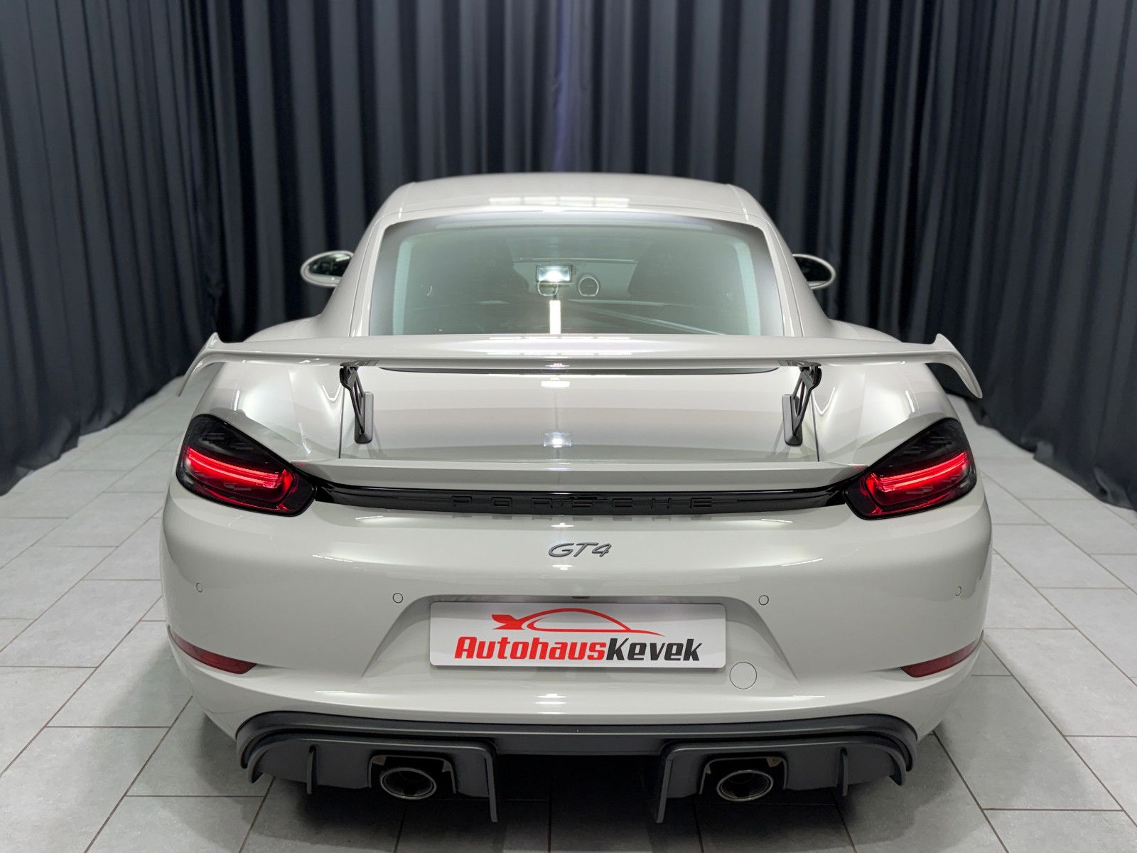 Fahrzeugabbildung Porsche Cayman GT4|918 SCHALENSITZE|PCCB|1.HAND|SCHALTER