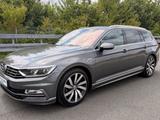 Volkswagen Passat Variant R-Line/Busniss 4Motion/Automatik - gebrauchte VW Passat Variant aus dem Jahr 2016