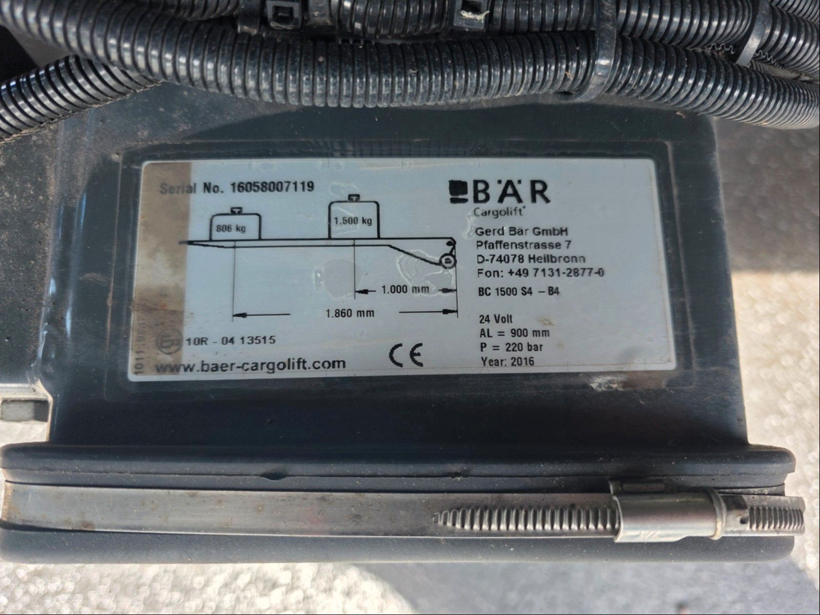 Fahrzeugabbildung Mercedes-Benz Actros 1833 L Retarder 2x Bett LBW Bär 1.500kg