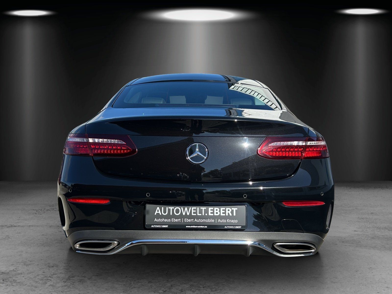Fahrzeugabbildung Mercedes-Benz E 450 AMG Line 4Matic 9G-Tronic/LED/ACC/360°/NAV