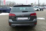Volkswagen Golf VII Variant Navi ACC Standheizung Tempomat - Volkswagen Golf mit Benzin-Antrieb: Kombi, Automatik