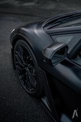 Lamborghini Revuelto 6.5 V12 HPEV - - schwarze Lamborghini Revuelto