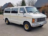 Dodge RAM Van V8 TÜV H-KENNZEICHEN - Dodge RAM: Kleinbus