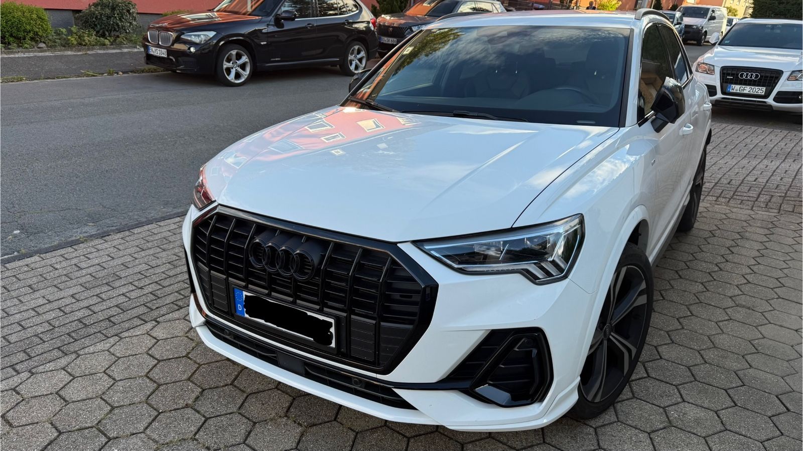 Audi Q3 35 TFSI S line foto 2