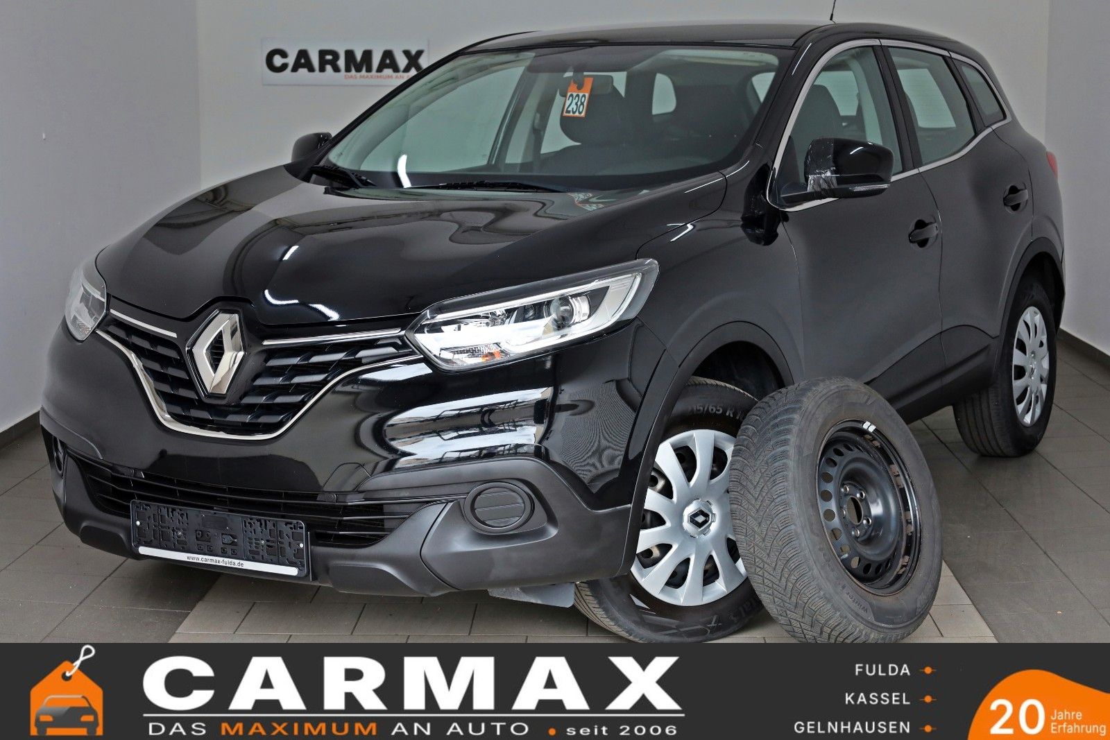 Fahrzeugabbildung Renault Kadjar Life Klima,AHK,8 fach bereift
