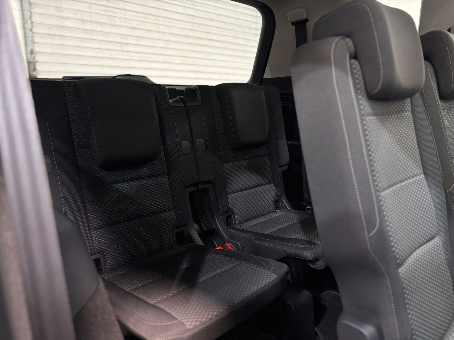 Fahrzeugabbildung Volkswagen Touran 1.5TSI 7Sitze#LED#Pano#Virtual#Kamera#ACC