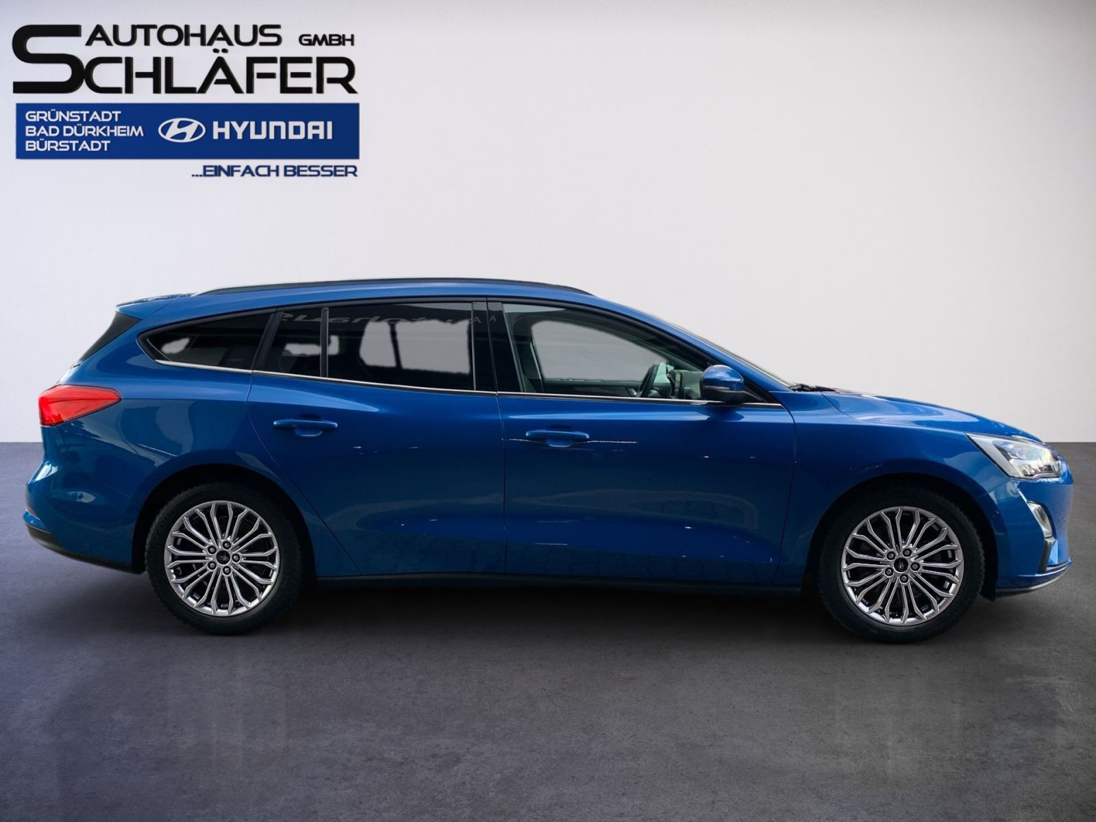 Fahrzeugabbildung Ford Focus Turnier 1.0 EcoBoost Hybrid Titanium X S/S