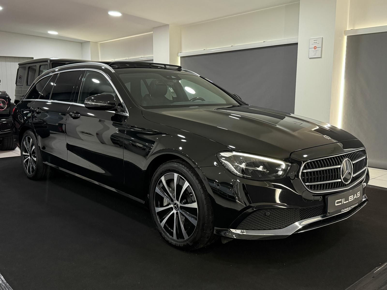 Mercedes-Benz E 300 de T 9G AVANTGARDE*PANO*AHK*LED*MEMORY* imagem 3