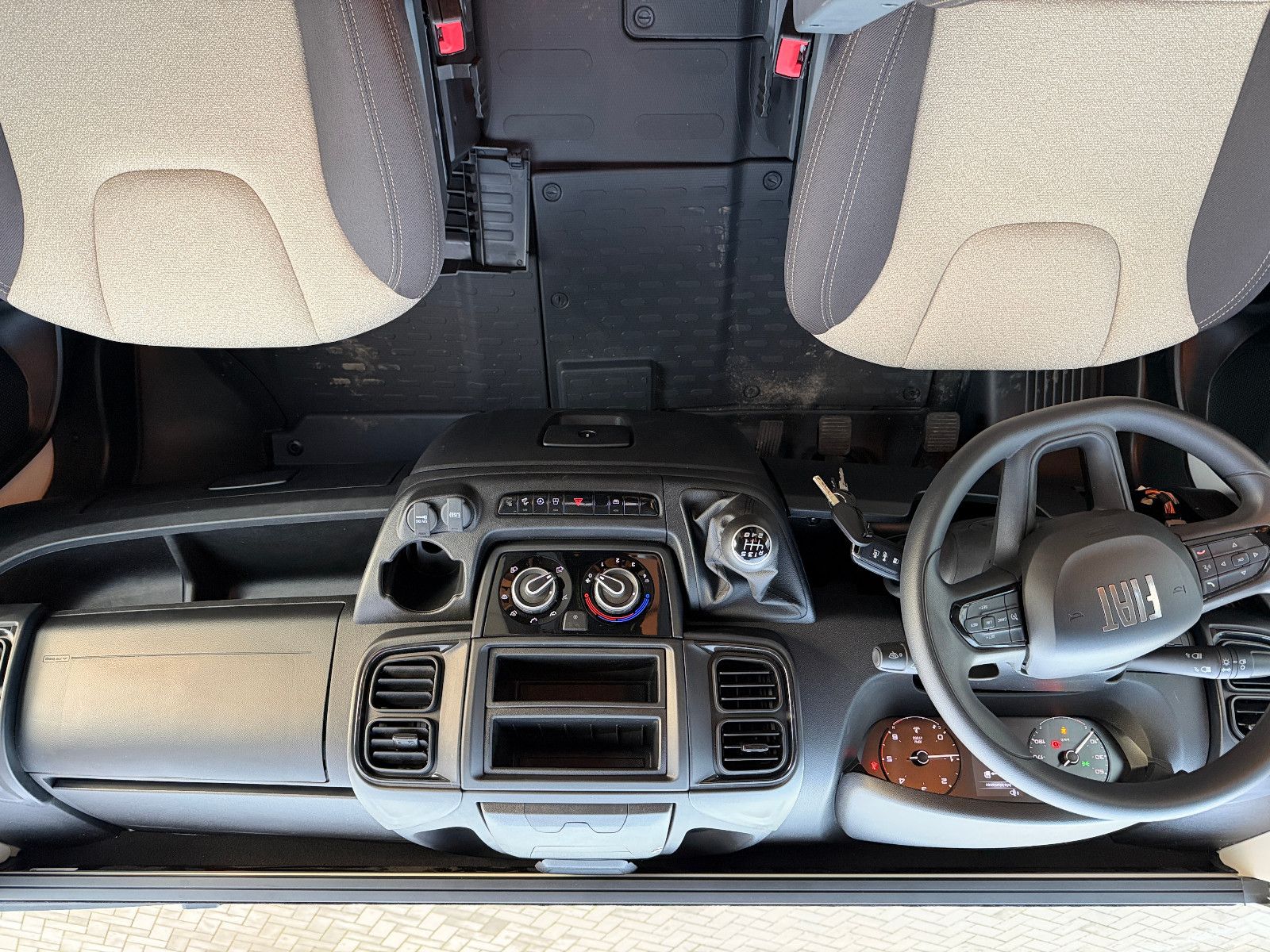 Fahrzeugabbildung XGO X Van 5 - Modell 2026