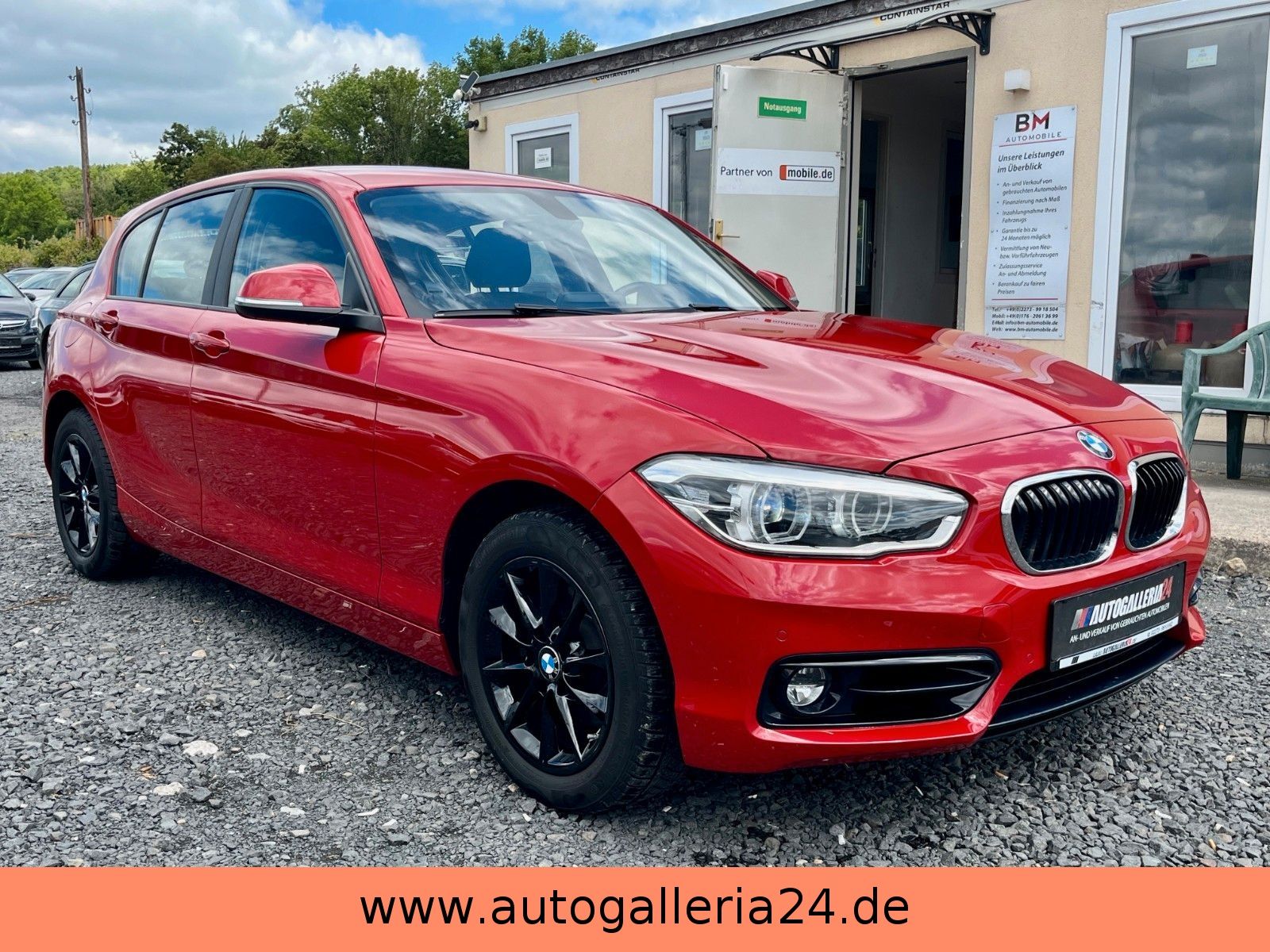 Fahrzeugabbildung BMW 120d xDrive SPORT LINE Sport-Aut Navi LED Kamera