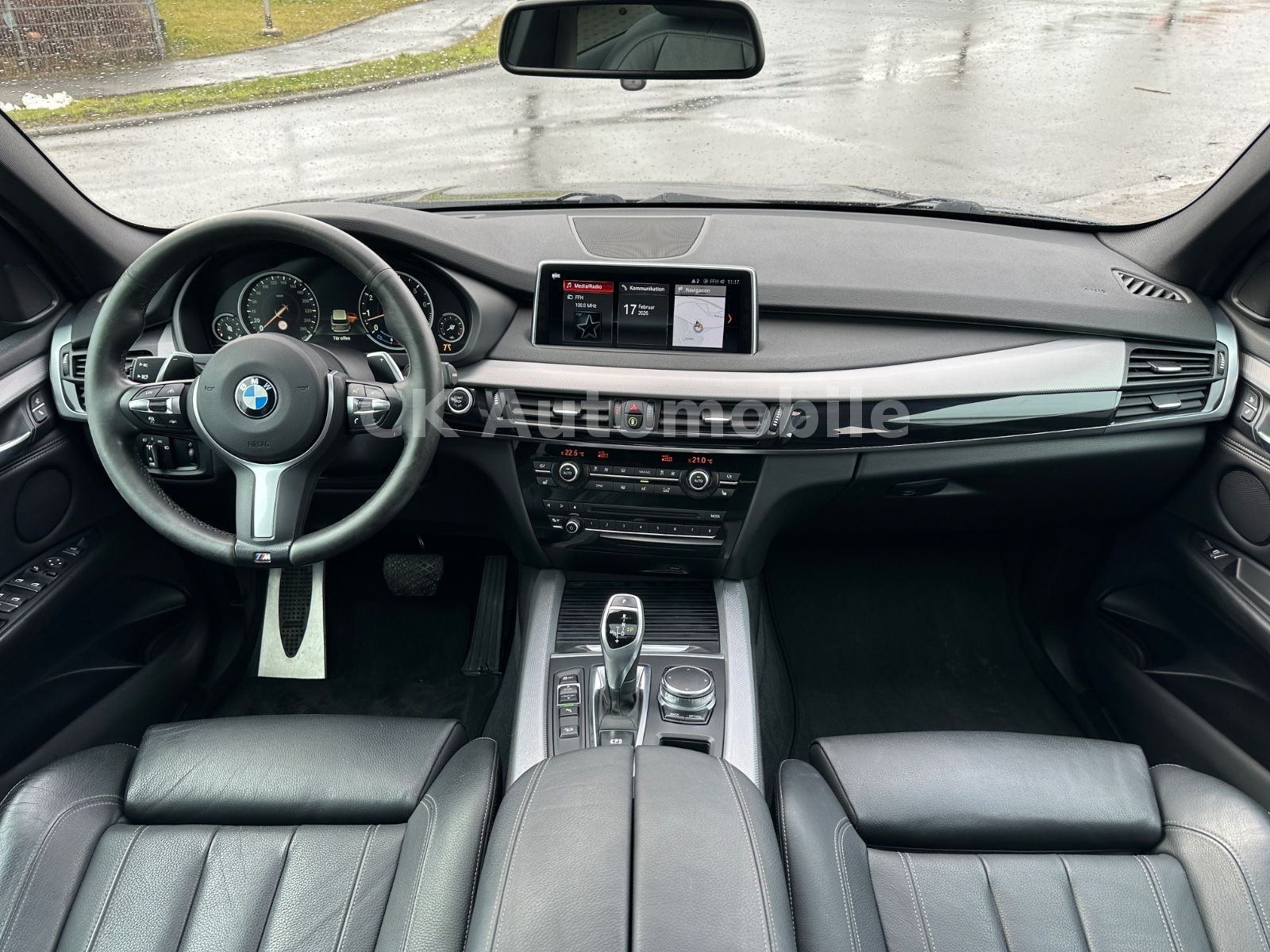 Fahrzeugabbildung BMW X5 xDrive 35i M-Sport/Navi/Pano/Head-Up/LED/AHK