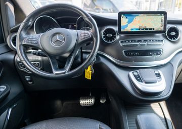 Fahrzeugabbildung Mercedes-Benz V 300 4MATIC|360°|AHK|SHZ|PANO|SPUR|TOTW.
