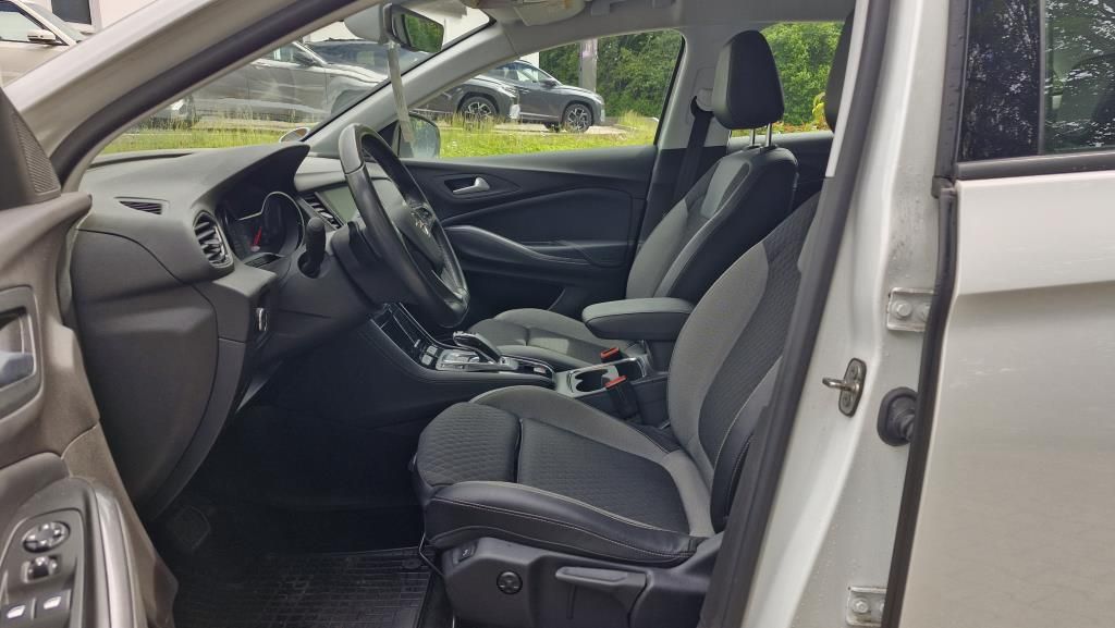 Autohaus Zimpel - Opel Grandland X 1.6T PHEV AGR Sitze+Keyless - Bild 8 Autohaus Zimpel - Opel Grandland X 1.6T PHEV AGR Sitze+Keyless - Bild 8