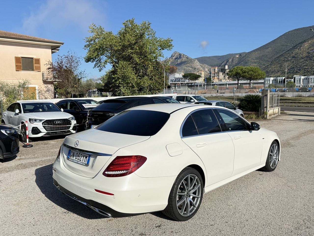 Mercedes-Benz MERCEDES BENZ E 200 BERLINA BUSINESS SPORT STYLE imagem 3