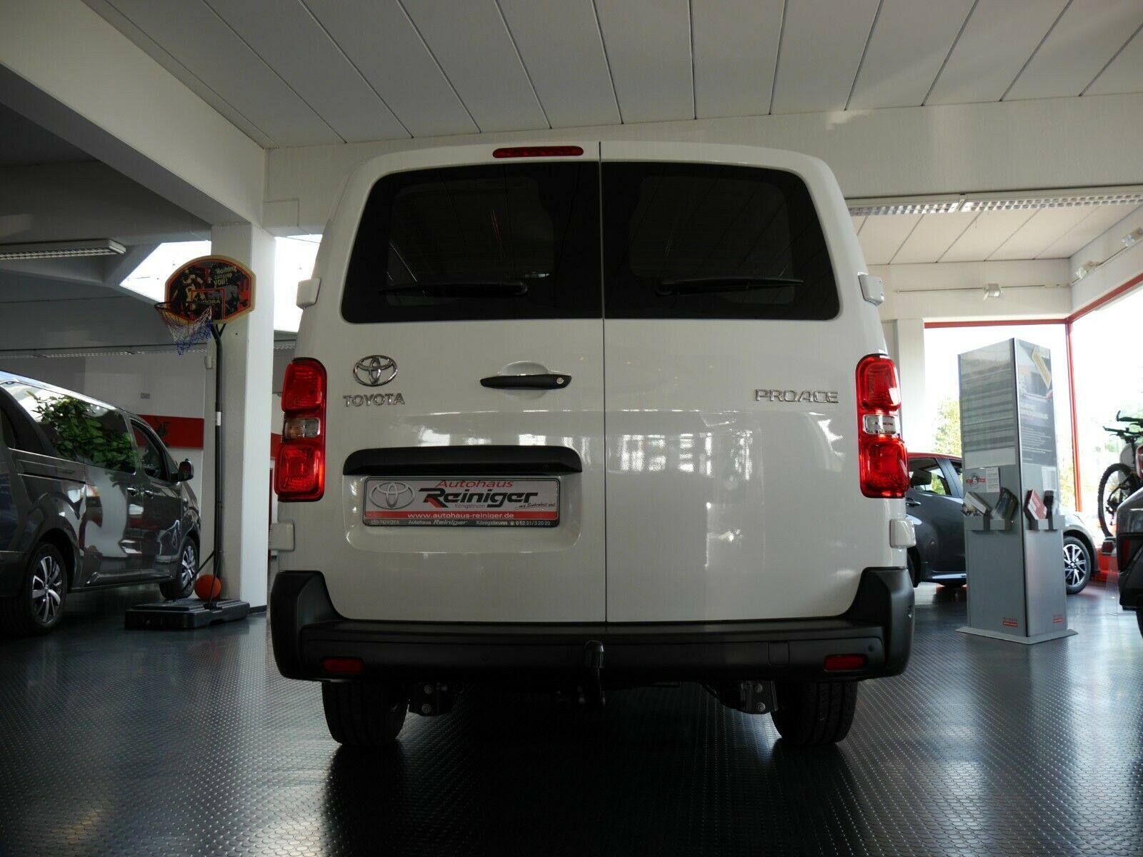 Toyota Proace 2.2 D-4D 4-türig Meister L2 imagem 3