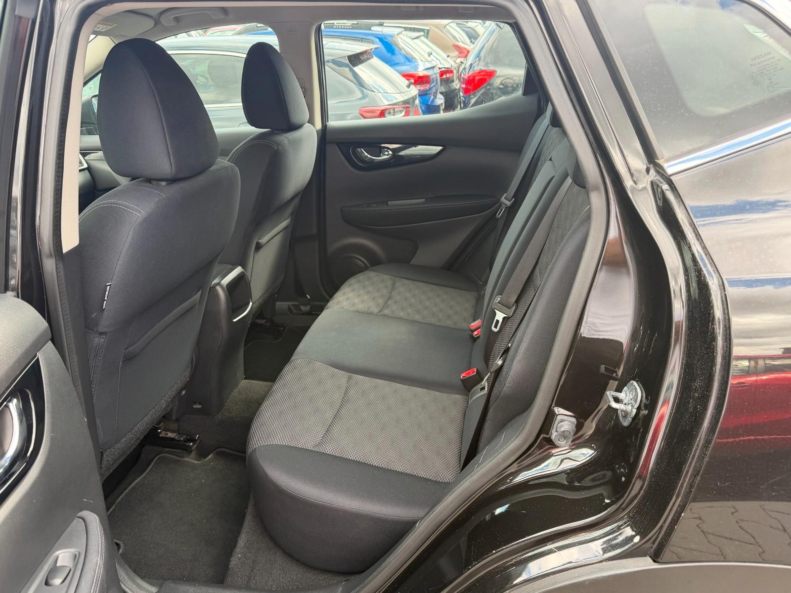 Nissan Qashqai Acenta/R-Kamera/SHZ/PDC/1.Ha/ZV/Eu5/AHK