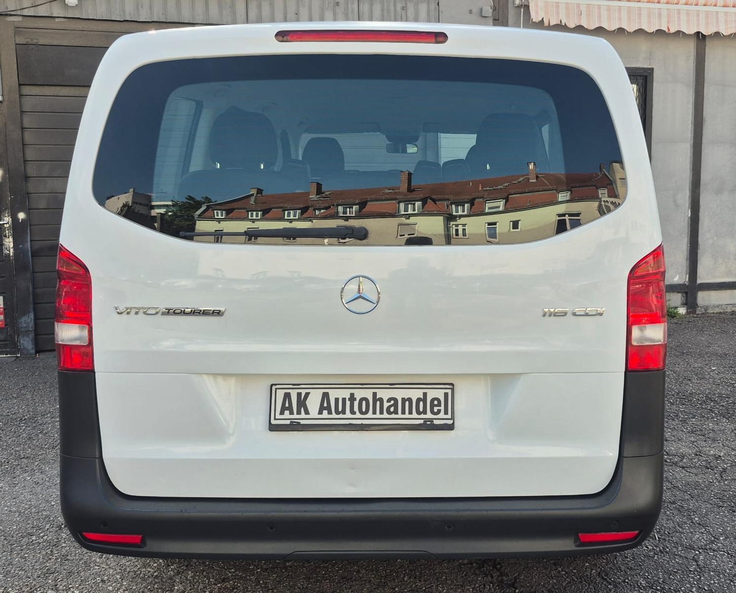 Mercedes-Benz Vito Tourer 116 Aut CDI RWD lang Pro 9 Sitz