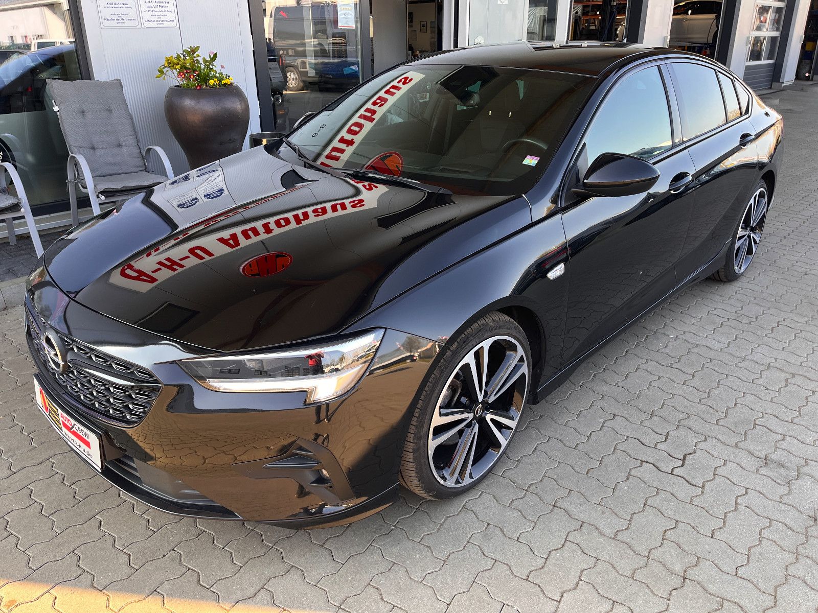 Fahrzeugabbildung Opel Insignia B Grand Sport Ultimate 2.0 Turbo Autom.
