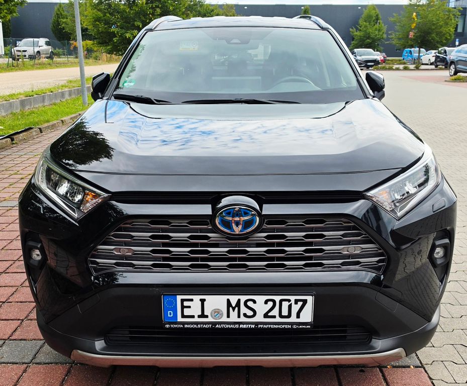 Image of Toyota RAV 4