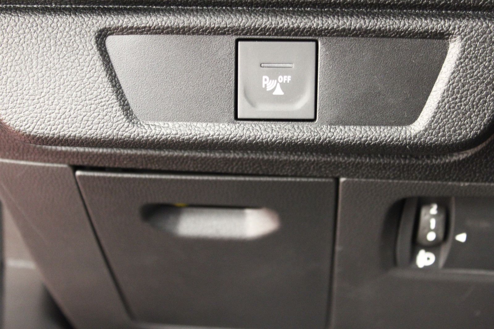 Fahrzeugabbildung Dacia Sandero TCe 90 Stepway Expression *Allwetterreif