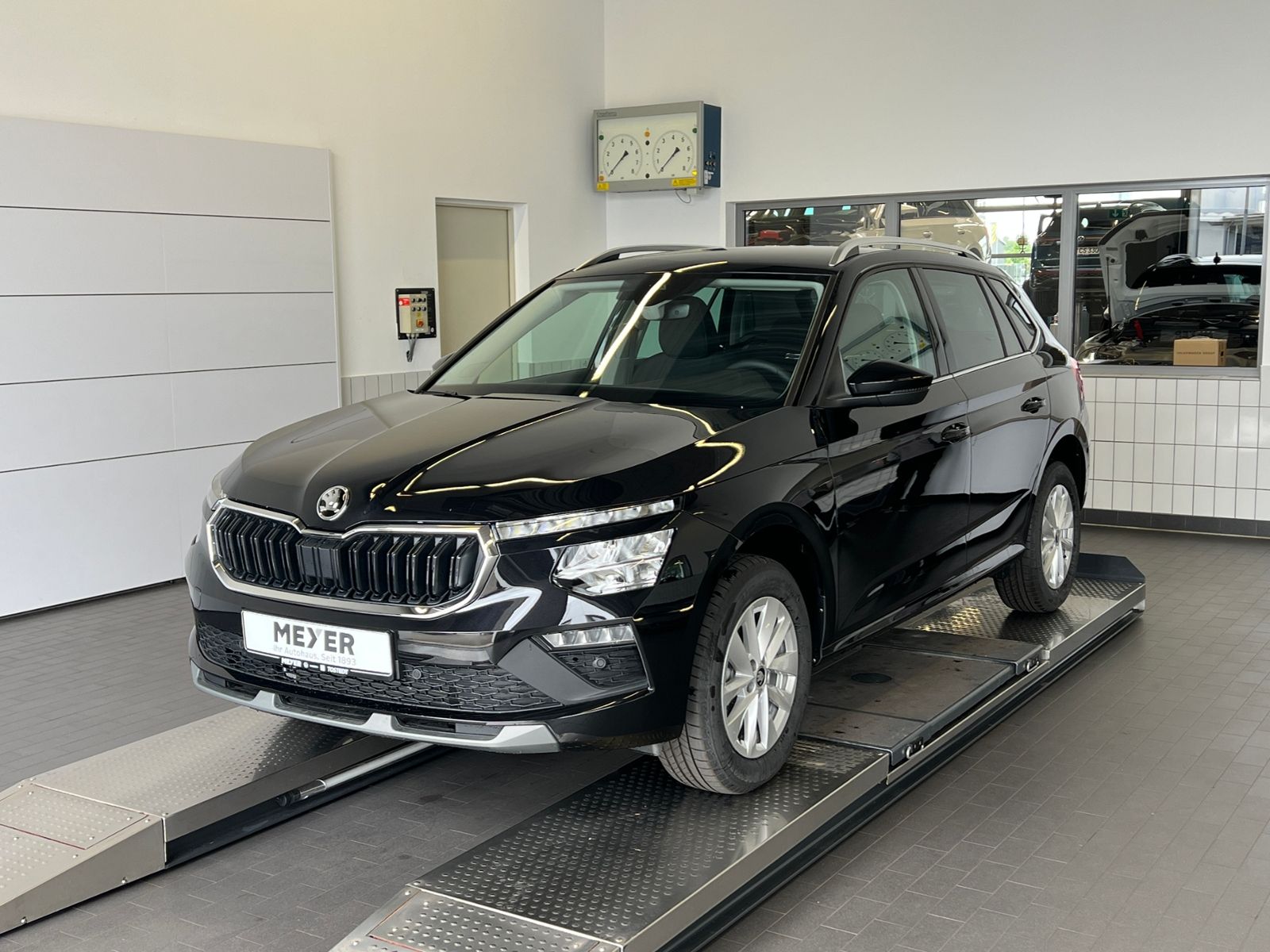 Fahrzeugabbildung SKODA Kamiq Selection 1.0 TSI DSG *ACC, LED, Kamera, S