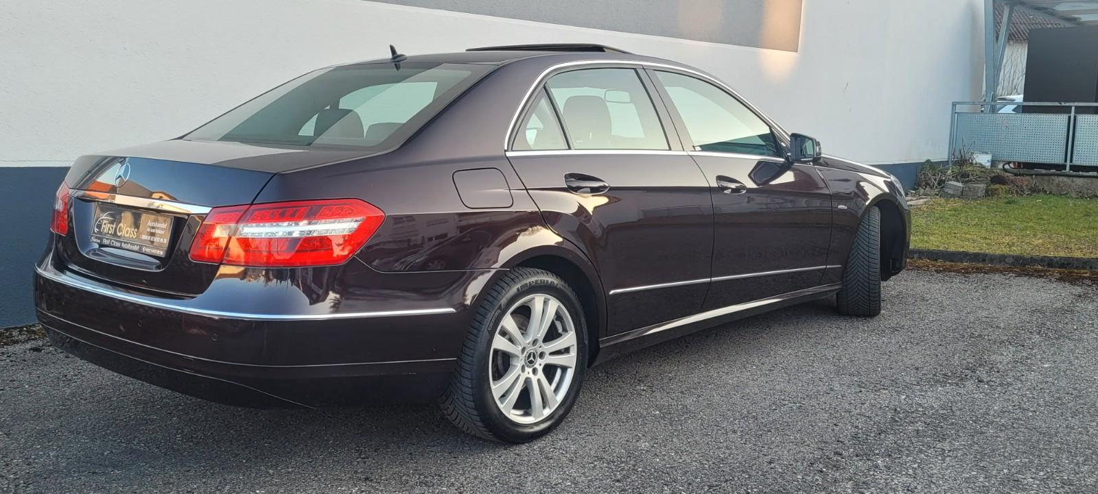 Mercedes-Benz E 220 CDI  Limo. Avantgarde Schiebedach,AHK,Navi