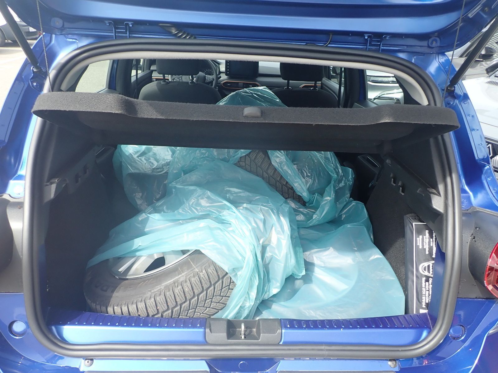 Fahrzeugabbildung Dacia Sandero III Stepway Essential TCe 90