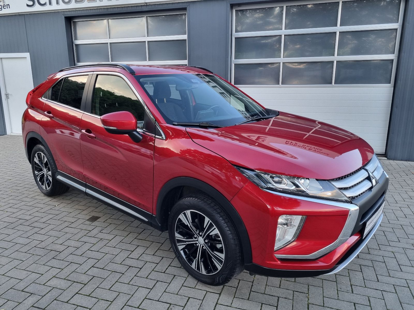 MITSUBISHI Eclipse Cross