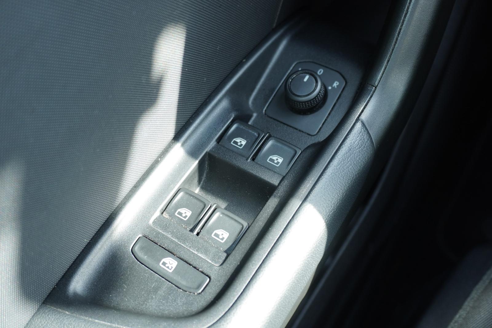 Audi A1 Sportback 30 1.0 TFSI DSG Klimaaut. PDC DAB, миниатюра 17