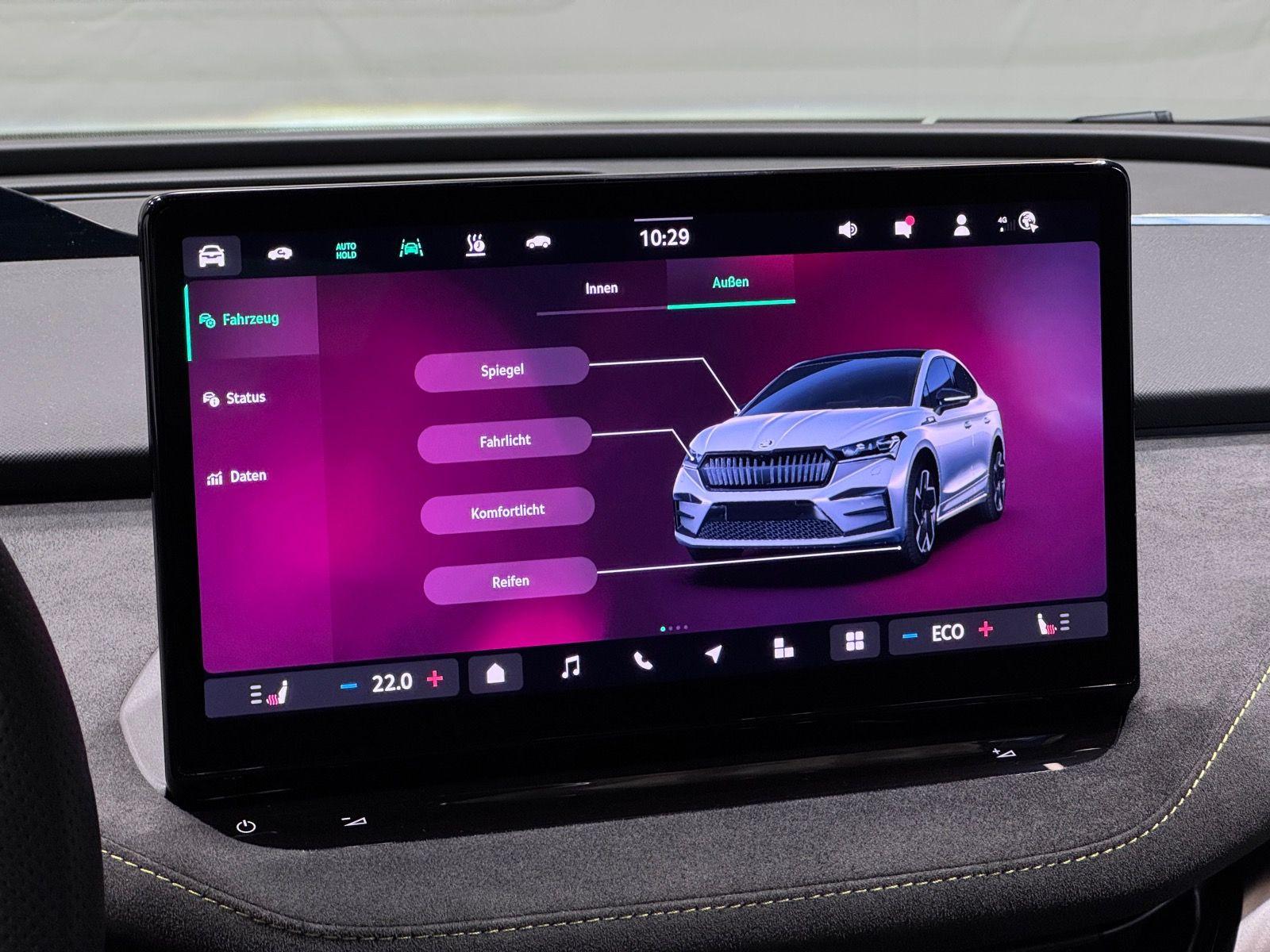 Skoda Enyaq Coupé RS | MATRIX NAVI PANO AHK HUD DCC