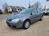 Volkswagen Golf V 1.6 Limousine 102 PS KLIMAAUTOMATIK / AHK - Gebrauchtwagen bis 1.500 Euro