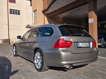 BMW 318 - 9