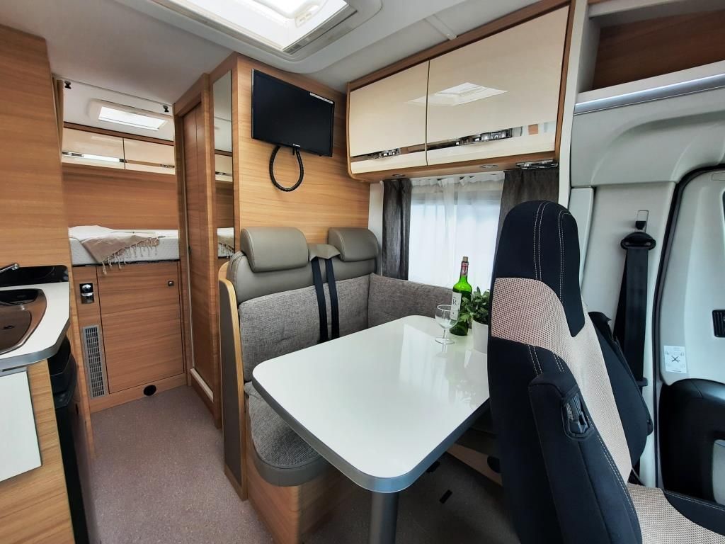 Fahrzeug Übersicht 8 Fahrzeugabbildung Dethleffs Globebus T 1 SAT/TV/NAVI/KAMERA/