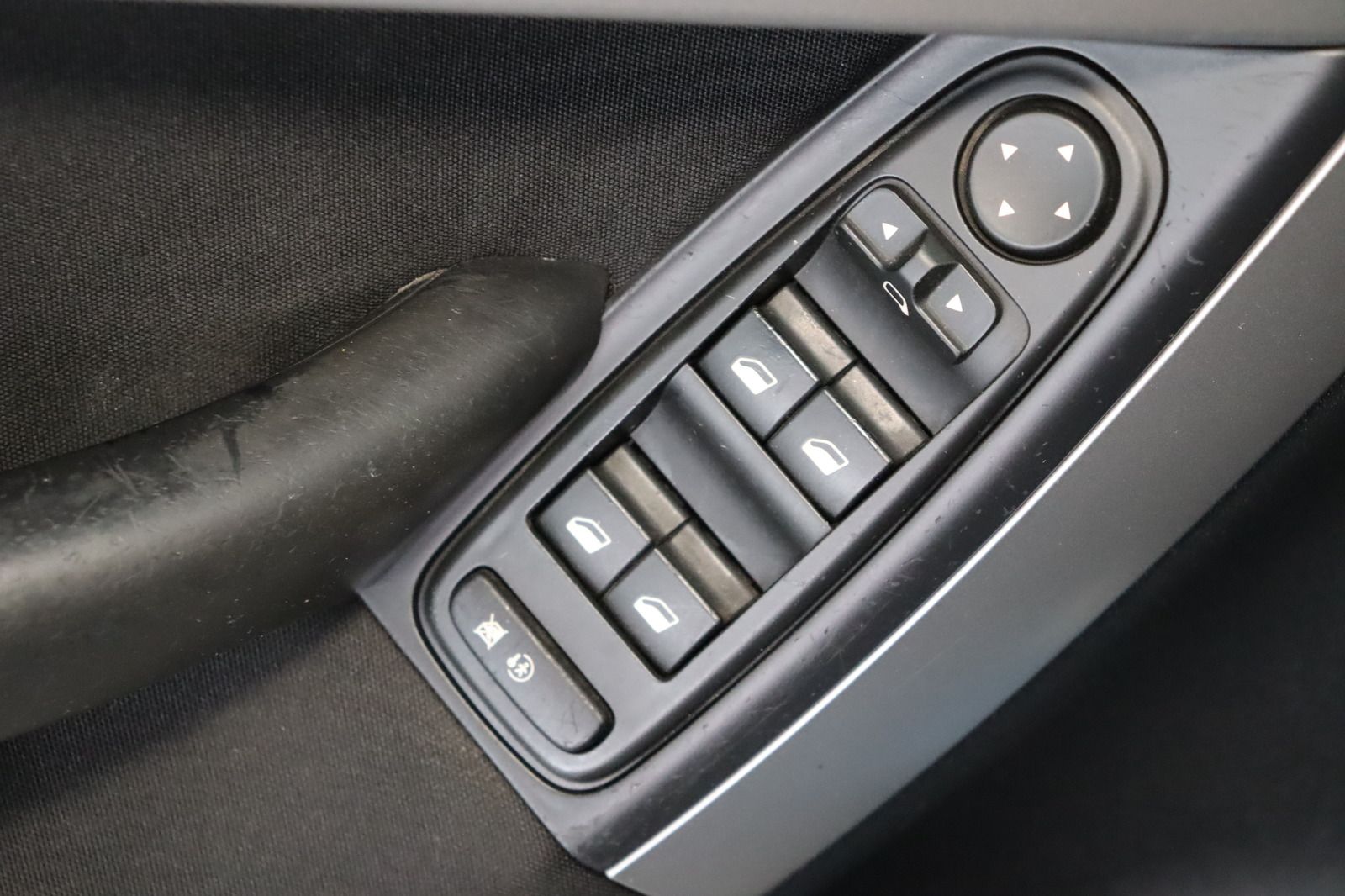 Fahrzeugabbildung Citroën C4 Picasso 1.8 16V Tendance aus 1. Hand