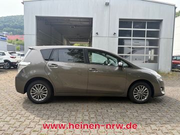 Toyota Verso - 10