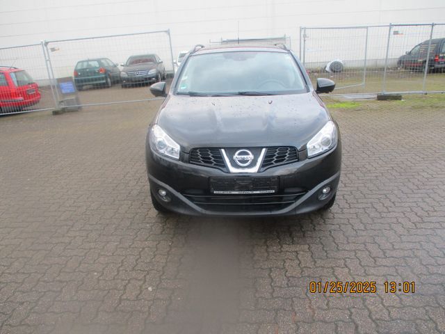 Nissan Qashqai  2.0 Automatik