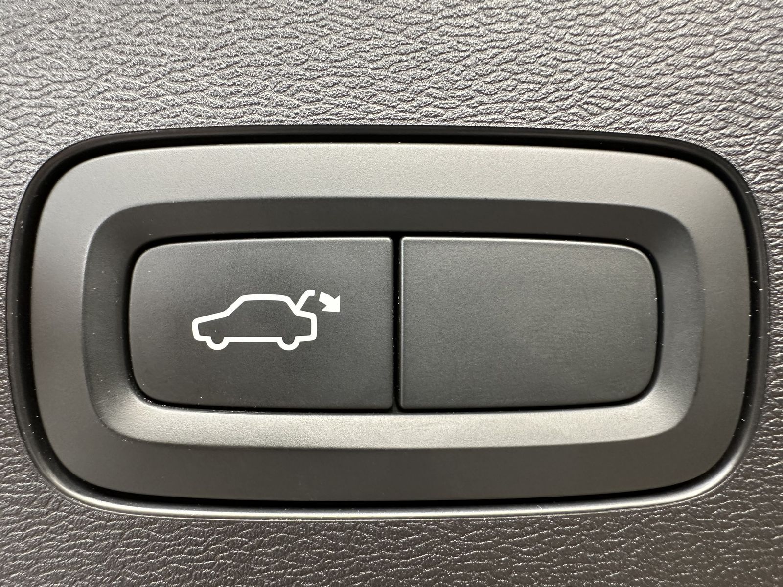 Fahrzeugabbildung Volvo V60 T6 AWD Inscription Expression NAV+LED+DAB+PP