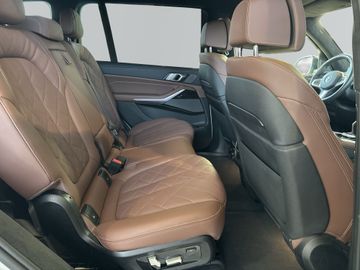 BMW X7 - 10